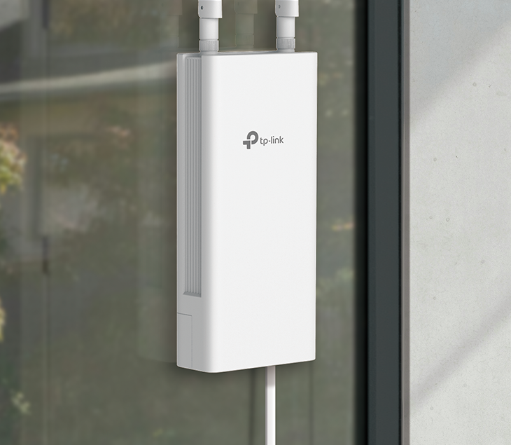 Router mounted on a window